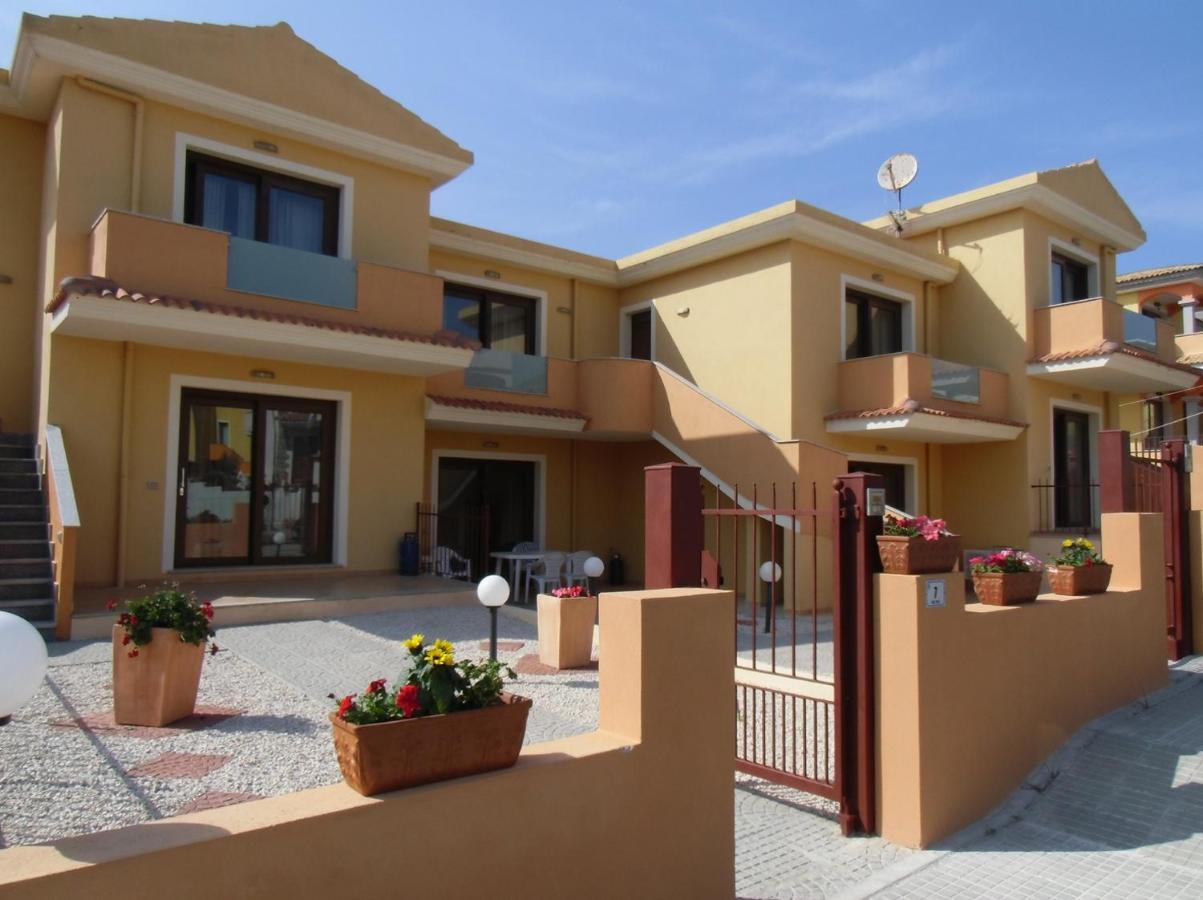 Residence Ibiscus 카스텔사르도 외부 사진